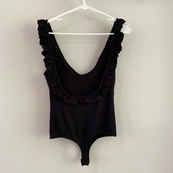 Free People Intimately - Black Ruffle Low Back Bodysuit - Size Small - EUC! - Picture 4 of 7
